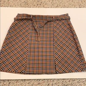 Gingham patterned skirt